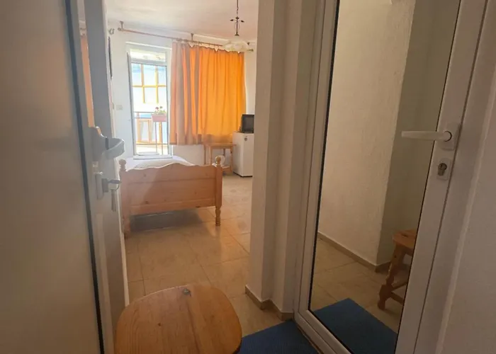 Къща за гости Anastra